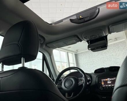 Белый Джип Ренегат, объемом двигателя 2.36 л и пробегом 76 тыс. км за 13800 $, фото 23 на Automoto.ua