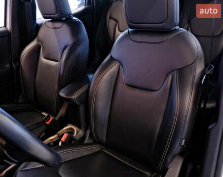 Білий Джип Ренегат, об'ємом двигуна 2.4 л та пробігом 131 тис. км за 13900 $, фото 44 на Automoto.ua