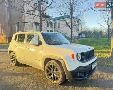Белый Джип Ренегат, объемом двигателя 2.4 л и пробегом 86 тыс. км за 12792 $, фото 2 на Automoto.ua