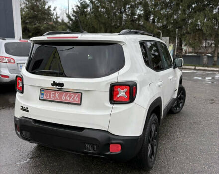 Білий Джип Ренегат, об'ємом двигуна 2.4 л та пробігом 230 тис. км за 12300 $, фото 10 на Automoto.ua