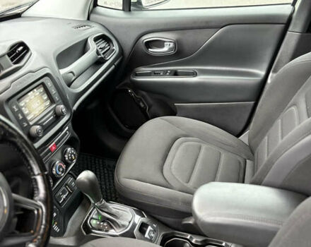 Білий Джип Ренегат, об'ємом двигуна 2.4 л та пробігом 230 тис. км за 12300 $, фото 27 на Automoto.ua