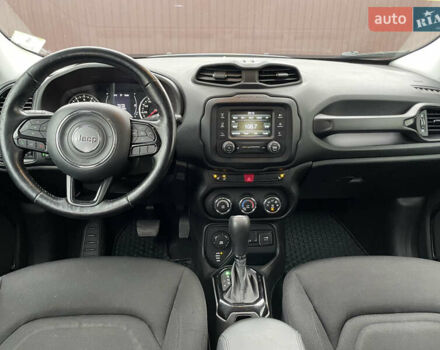 Білий Джип Ренегат, об'ємом двигуна 2.4 л та пробігом 233 тис. км за 11700 $, фото 32 на Automoto.ua