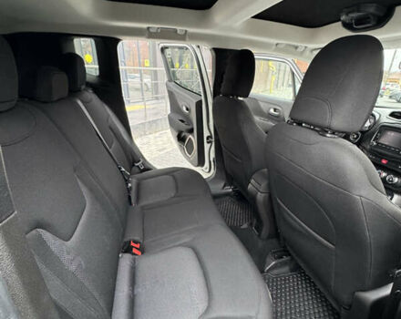 Белый Джип Ренегат, объемом двигателя 2.36 л и пробегом 112 тыс. км за 13500 $, фото 7 на Automoto.ua