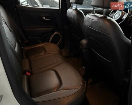 Белый Джип Ренегат, объемом двигателя 2.36 л и пробегом 76 тыс. км за 13800 $, фото 26 на Automoto.ua