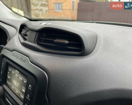 Білий Джип Ренегат, об'ємом двигуна 2.4 л та пробігом 233 тис. км за 11700 $, фото 42 на Automoto.ua