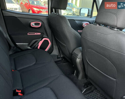 Белый Джип Ренегат, объемом двигателя 2.4 л и пробегом 163 тыс. км за 13800 $, фото 12 на Automoto.ua