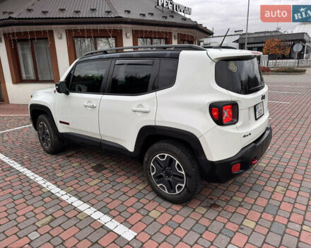 Белый Джип Ренегат, объемом двигателя 2.36 л и пробегом 107 тыс. км за 16500 $, фото 4 на Automoto.ua