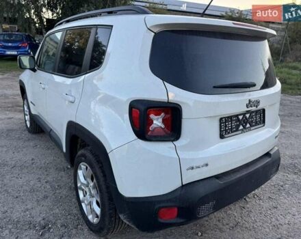 Белый Джип Ренегат, объемом двигателя 2.36 л и пробегом 155 тыс. км за 11500 $, фото 10 на Automoto.ua