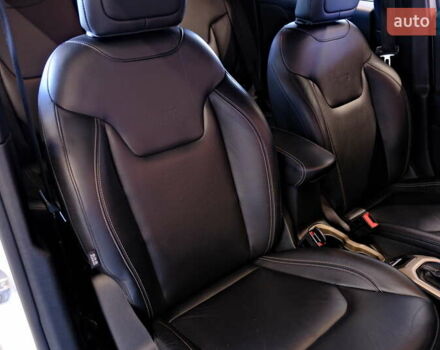 Білий Джип Ренегат, об'ємом двигуна 2.4 л та пробігом 131 тис. км за 13900 $, фото 56 на Automoto.ua