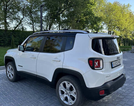Белый Джип Ренегат, объемом двигателя 2.36 л и пробегом 40 тыс. км за 16000 $, фото 2 на Automoto.ua