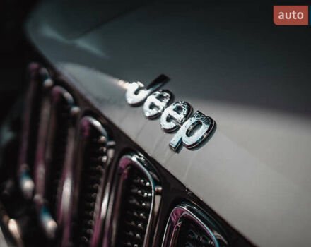 Белый Джип Ренегат, объемом двигателя 2.36 л и пробегом 141 тыс. км за 14200 $, фото 1 на Automoto.ua