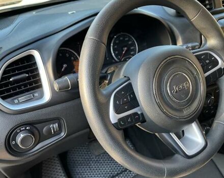 Білий Джип Ренегат, об'ємом двигуна 2.36 л та пробігом 140 тис. км за 14700 $, фото 5 на Automoto.ua