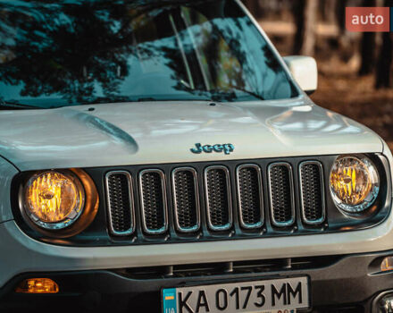 Белый Джип Ренегат, объемом двигателя 2.36 л и пробегом 141 тыс. км за 14200 $, фото 10 на Automoto.ua