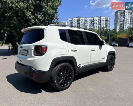 Белый Джип Ренегат, объемом двигателя 2.36 л и пробегом 103 тыс. км за 13800 $, фото 6 на Automoto.ua