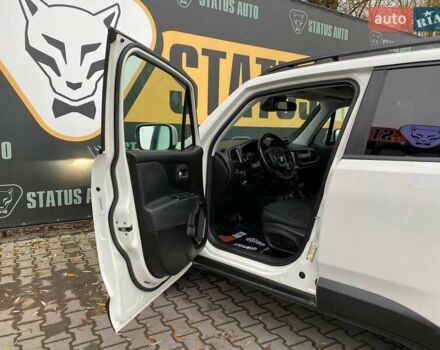 Белый Джип Ренегат, объемом двигателя 2.36 л и пробегом 122 тыс. км за 16200 $, фото 10 на Automoto.ua