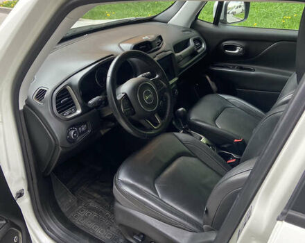 Белый Джип Ренегат, объемом двигателя 2.36 л и пробегом 40 тыс. км за 16000 $, фото 25 на Automoto.ua