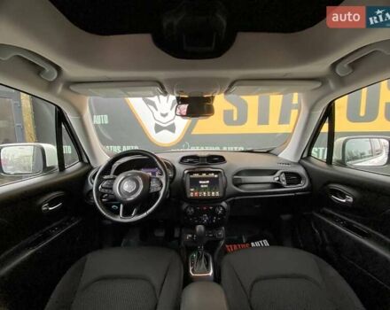 Белый Джип Ренегат, объемом двигателя 2.36 л и пробегом 122 тыс. км за 16200 $, фото 29 на Automoto.ua