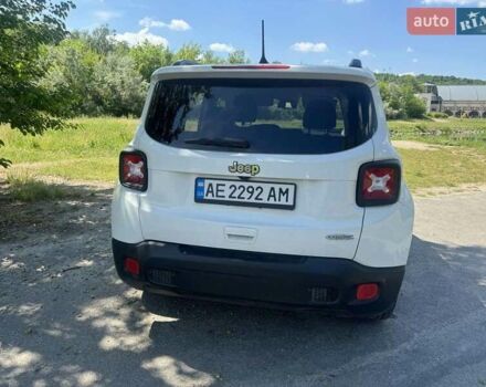 Белый Джип Ренегат, объемом двигателя 2.4 л и пробегом 125 тыс. км за 12700 $, фото 2 на Automoto.ua