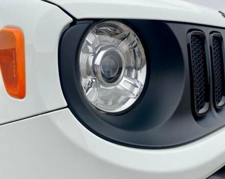 Білий Джип Ренегат, об'ємом двигуна 2.36 л та пробігом 123 тис. км за 15999 $, фото 14 на Automoto.ua