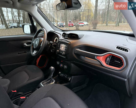 Білий Джип Ренегат, об'ємом двигуна 2.4 л та пробігом 150 тис. км за 11999 $, фото 39 на Automoto.ua