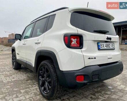 Білий Джип Ренегат, об'ємом двигуна 2.36 л та пробігом 123 тис. км за 15999 $, фото 9 на Automoto.ua
