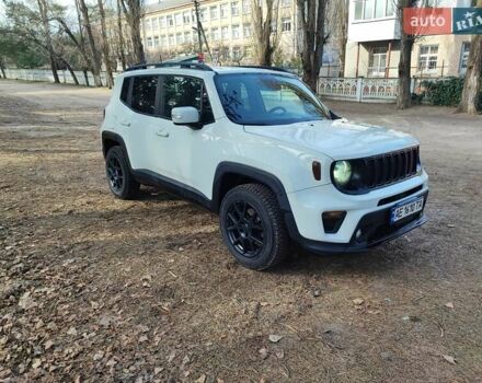 Белый Джип Ренегат, объемом двигателя 2.36 л и пробегом 64 тыс. км за 16500 $, фото 7 на Automoto.ua