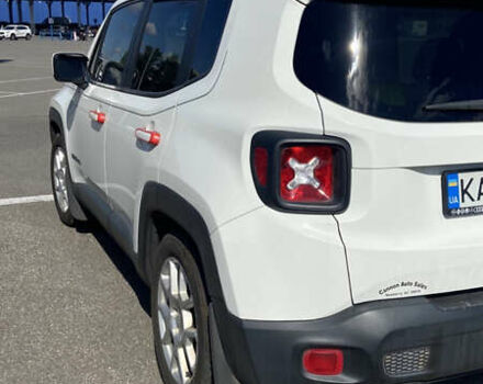 Белый Джип Ренегат, объемом двигателя 2.36 л и пробегом 151 тыс. км за 14300 $, фото 6 на Automoto.ua