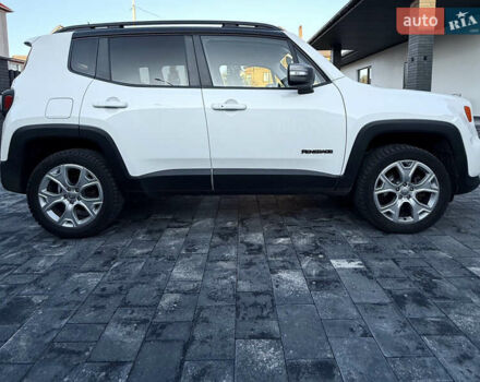 Белый Джип Ренегат, объемом двигателя 1.33 л и пробегом 104 тыс. км за 14500 $, фото 7 на Automoto.ua