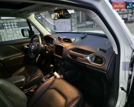 Белый Джип Ренегат, объемом двигателя 1.33 л и пробегом 50 тыс. км за 15500 $, фото 11 на Automoto.ua