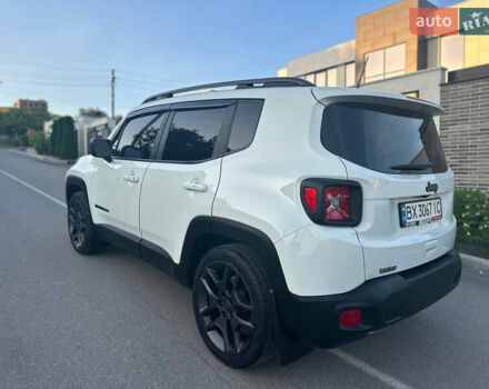 Белый Джип Ренегат, объемом двигателя 2.36 л и пробегом 61 тыс. км за 15400 $, фото 7 на Automoto.ua