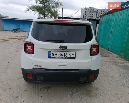 Білий Джип Ренегат, об'ємом двигуна 2.4 л та пробігом 89 тис. км за 14600 $, фото 8 на Automoto.ua