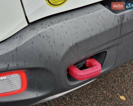 Джип Ренегат 2020 в Сумах на Automoto.ua Белый Джип Ренегат, объемом двигателя 1.33 л и пробегом 138 тыс. км за 16500 $, фото 20 на Automoto.ua