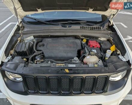 Белый Джип Ренегат, объемом двигателя 2.4 л и пробегом 48 тыс. км за 16200 $, фото 41 на Automoto.ua