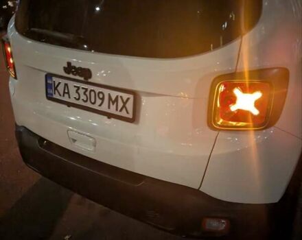 Белый Джип Ренегат, объемом двигателя 2.4 л и пробегом 48 тыс. км за 16200 $, фото 1 на Automoto.ua