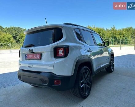 Білий Джип Ренегат, об'ємом двигуна 2.4 л та пробігом 92 тис. км за 13999 $, фото 6 на Automoto.ua