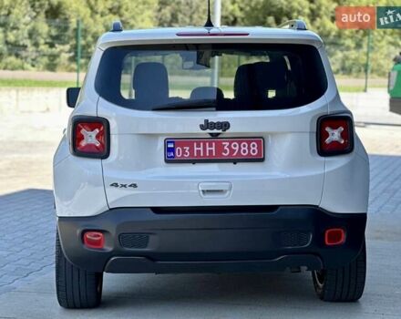 Білий Джип Ренегат, об'ємом двигуна 2.4 л та пробігом 92 тис. км за 13999 $, фото 40 на Automoto.ua