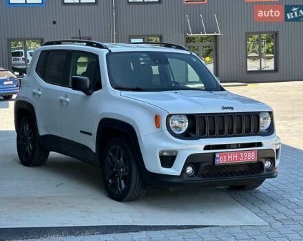 Білий Джип Ренегат, об'ємом двигуна 2.4 л та пробігом 92 тис. км за 13999 $, фото 43 на Automoto.ua