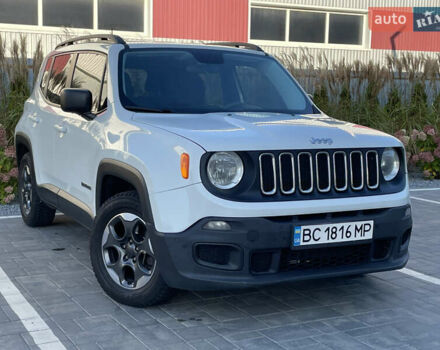Білий Джип Ренегат, об'ємом двигуна 2.36 л та пробігом 250 тис. км за 10900 $, фото 1 на Automoto.ua