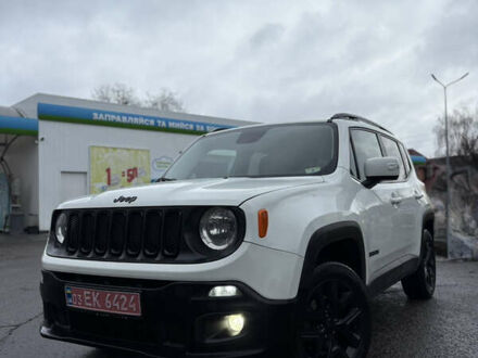 Белый Джип Ренегат, объемом двигателя 2.4 л и пробегом 230 тыс. км за 12300 $, фото 1 на Automoto.ua