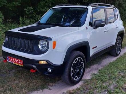Джип Ренегат 2017 в Дубно на Automoto.ua Белый Джип Ренегат, объемом двигателя 2.36 л и пробегом 157 тыс. км за 11700 $, фото 1 на Automoto.ua