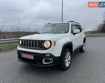 Белый Джип Ренегат, объемом двигателя 2.36 л и пробегом 112 тыс. км за 13500 $, фото 1 на Automoto.ua