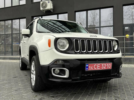 Белый Джип Ренегат, объемом двигателя 2.36 л и пробегом 112 тыс. км за 13500 $, фото 1 на Automoto.ua