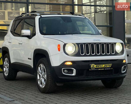 Белый Джип Ренегат, объемом двигателя 2.36 л и пробегом 41 тыс. км за 16300 $, фото 1 на Automoto.ua
