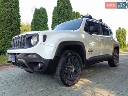 Джип Ренегат 2018 в Дубно на Automoto.ua Белый Джип Ренегат, объемом двигателя 2.4 л и пробегом 179 тыс. км за 12850 $, фото 1 на Automoto.ua
