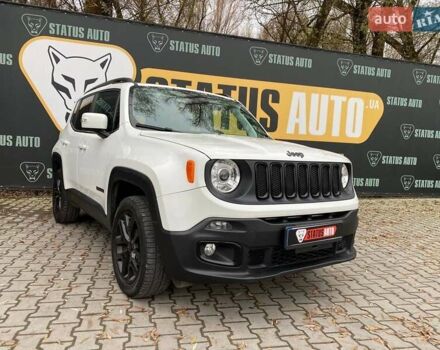 Белый Джип Ренегат, объемом двигателя 2.36 л и пробегом 122 тыс. км за 16200 $, фото 1 на Automoto.ua