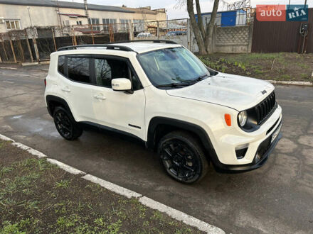Джип Ренегат 2019 в Сумах на Automoto.ua Белый Джип Ренегат, объемом двигателя 2.4 л и пробегом 109 тыс. км за 14999 $, фото 1 на Automoto.ua
