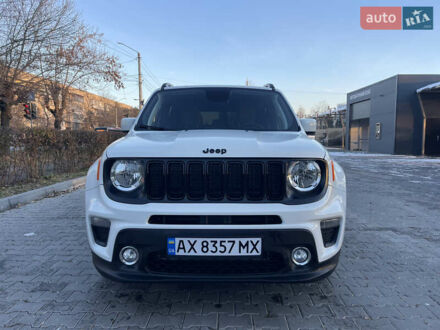 Джип Ренегат 2020 в Черновцах на Automoto.ua Белый Джип Ренегат, объемом двигателя 2.4 л и пробегом 75 тыс. км за 14500 $, фото 1 на Automoto.ua