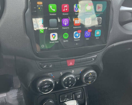 Бежевый Джип Ренегат, объемом двигателя 2.36 л и пробегом 181 тыс. км за 10999 $, фото 12 на Automoto.ua