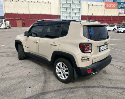 Бежевый Джип Ренегат, объемом двигателя 2.36 л и пробегом 181 тыс. км за 10999 $, фото 2 на Automoto.ua