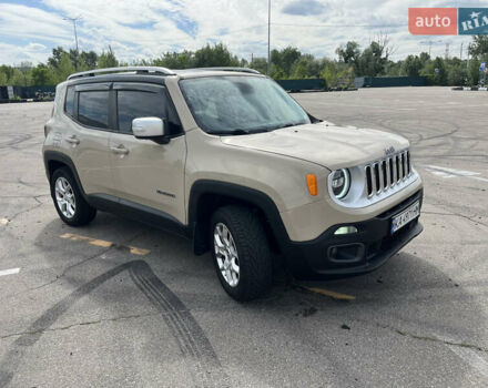 Бежевый Джип Ренегат, объемом двигателя 2.36 л и пробегом 181 тыс. км за 10999 $, фото 4 на Automoto.ua